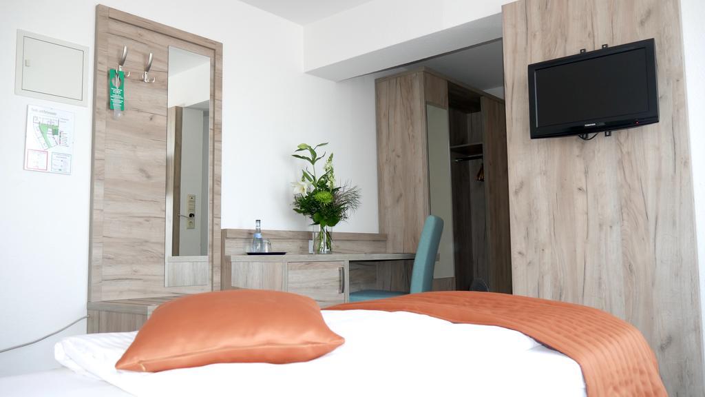 Komfort Hotel Ludwigsburg Exteriör bild