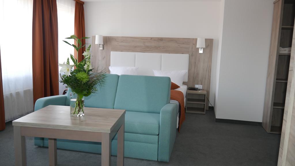 Komfort Hotel Ludwigsburg Exteriör bild